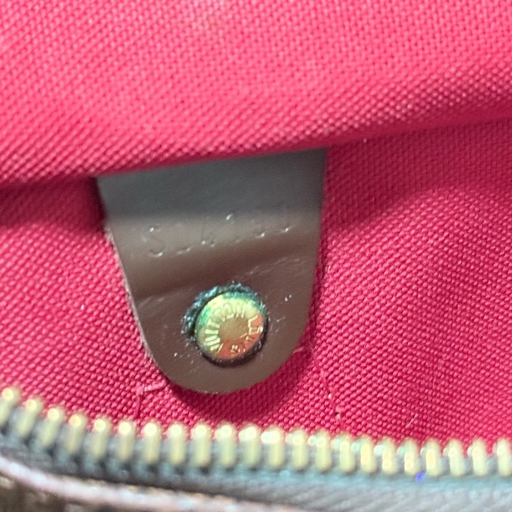 Authentic Louis Vuitton Speedy Handbag - Picture 12 of 12